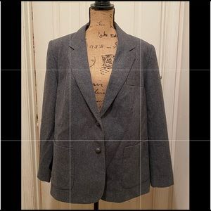 Polyester/Wool Blazer